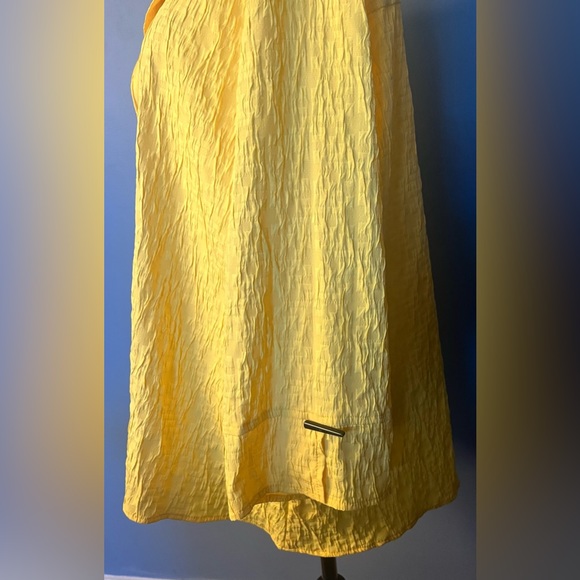 Joseph Ribkoff Bright Yellow Crinkly Fabric Capelike Jacket W/ Supercool Buttons - Picture 3 of 7